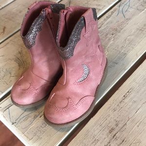 Toddler Cat & Jack boots